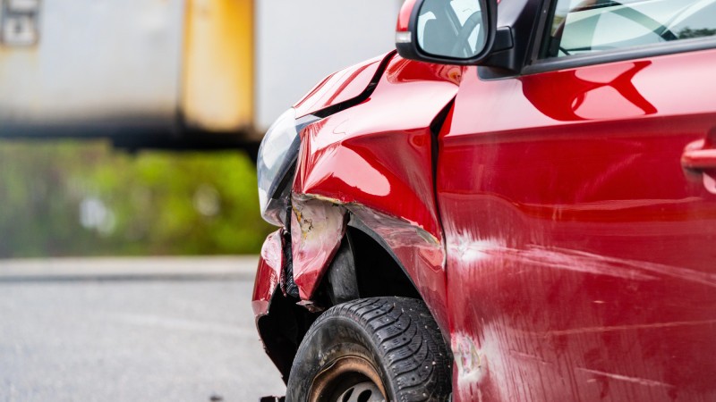 Брошенный камень “стоил“ жителю Шымкента 200 тысяч тенге | Аренда авто Алматы | naprokat.kz